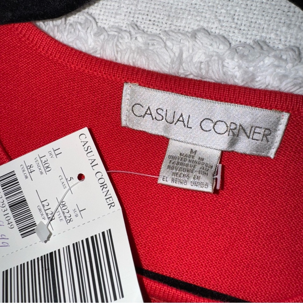 Casual Corner Vibrant Red Short Sleeve Tee - Picture 2 of 8